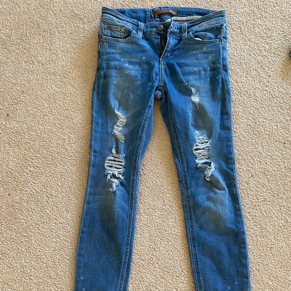 Distressed Joes jeans
